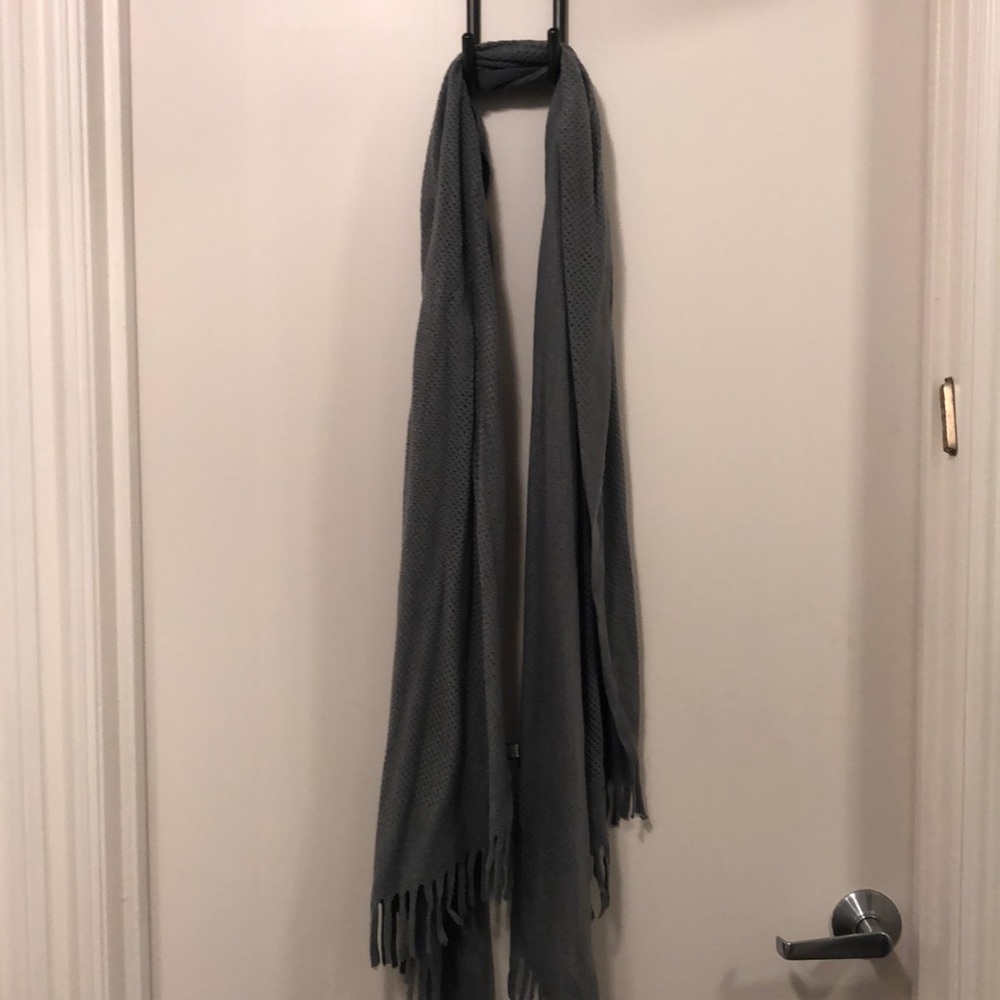 Lightweight Winter Scarf